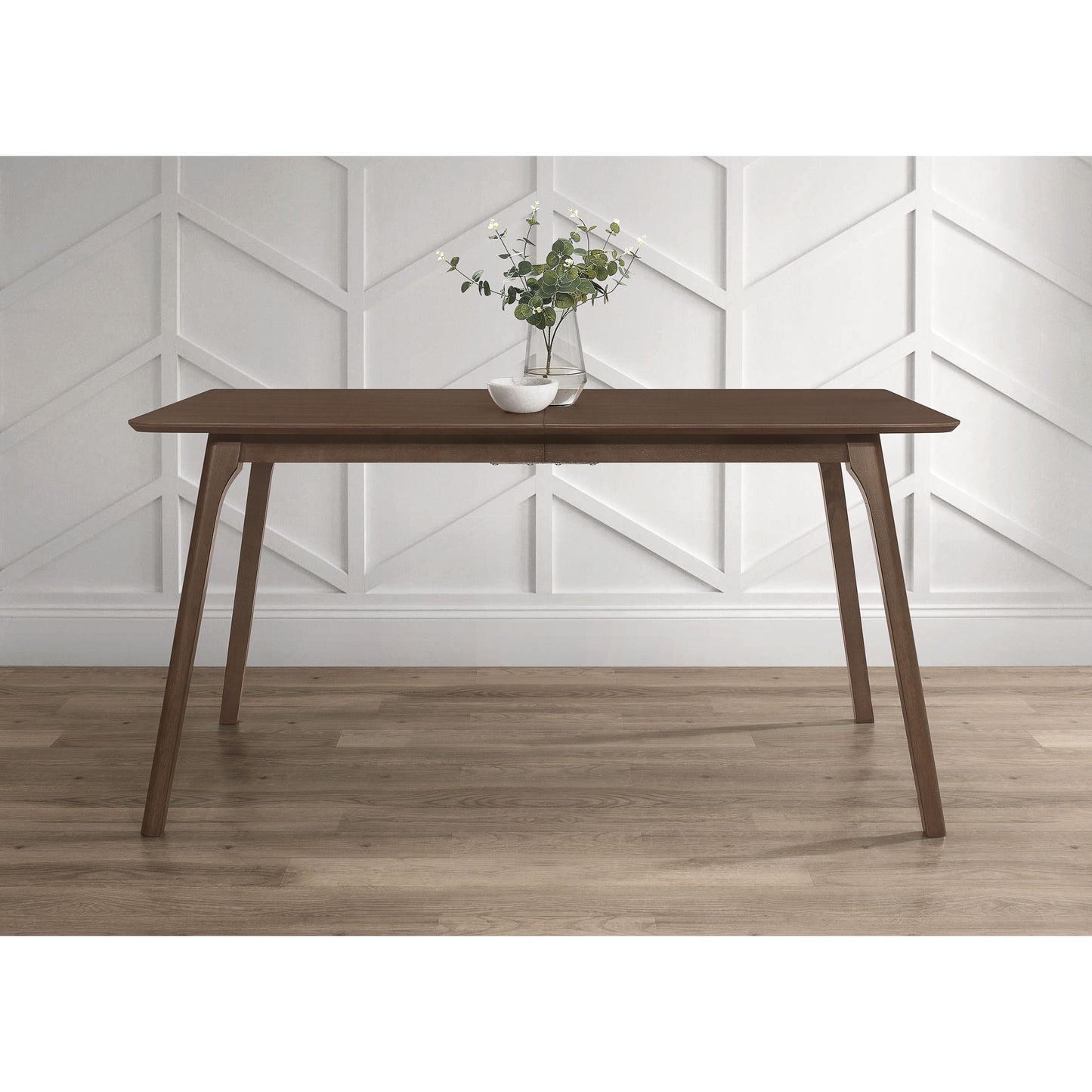Ashley Decor| Home Design Joplin Dining Table