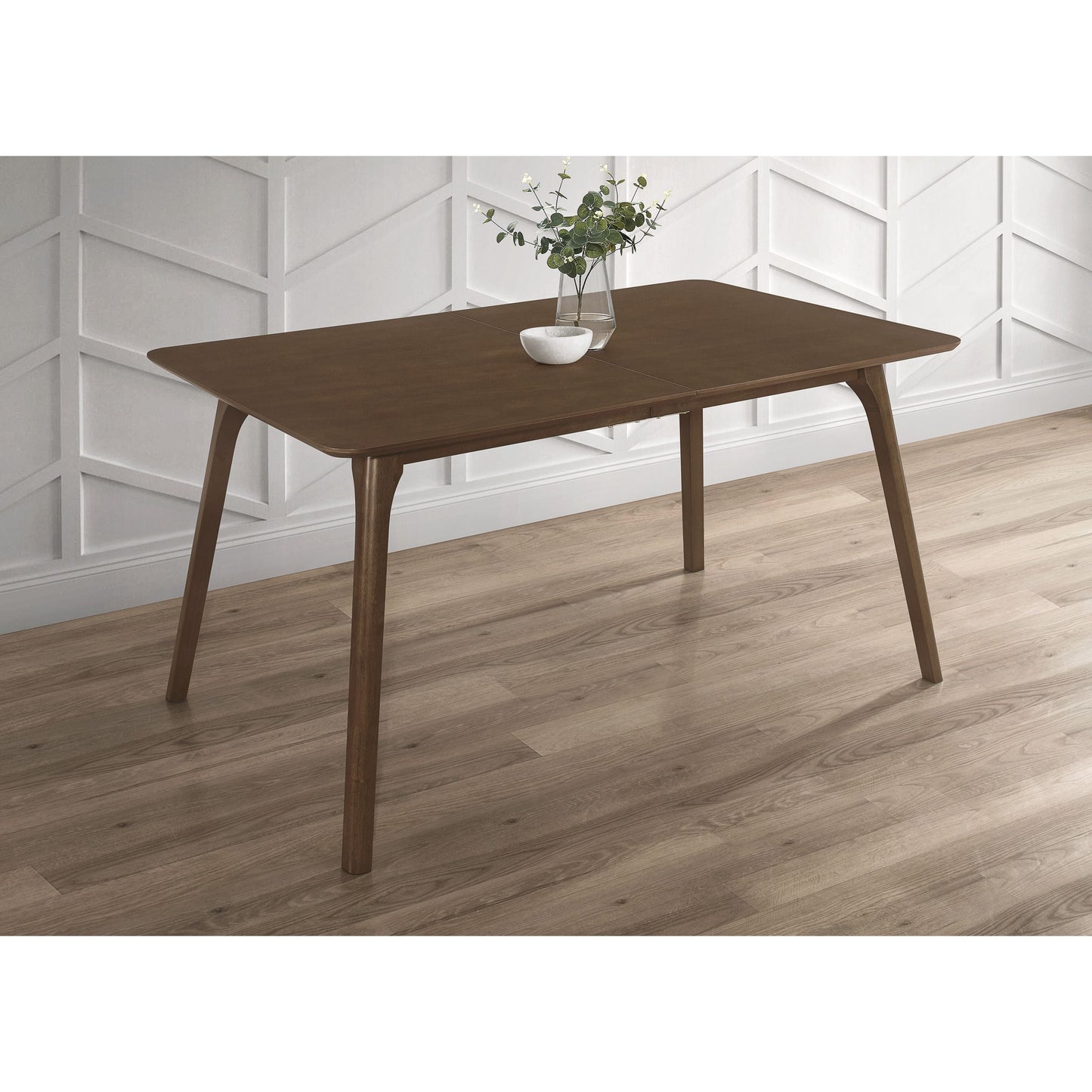 Ashley Decor| Home Design Joplin Dining Table